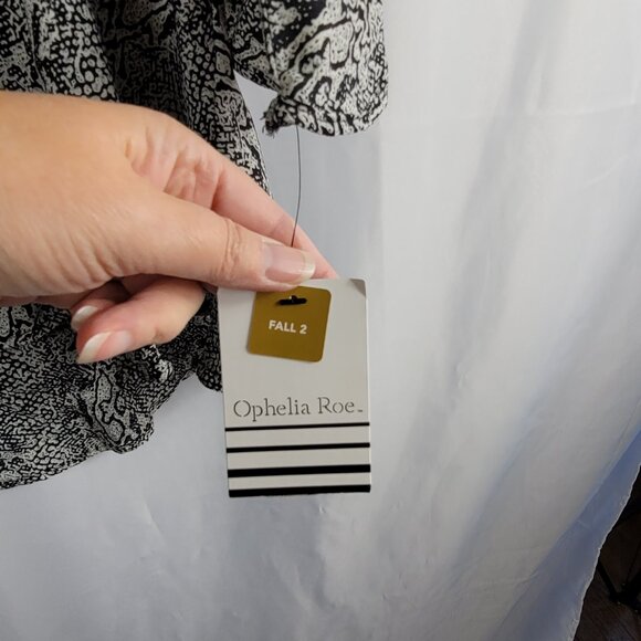 Ophelia Roe Black & Ivory Abstract Print Blouse Women's Size Small NEW - Picture 7 of 14